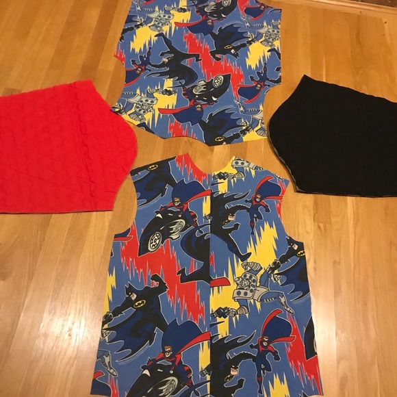 Custom bomber jacket made from a 1996 Batman sheet - Picture 8 of 8